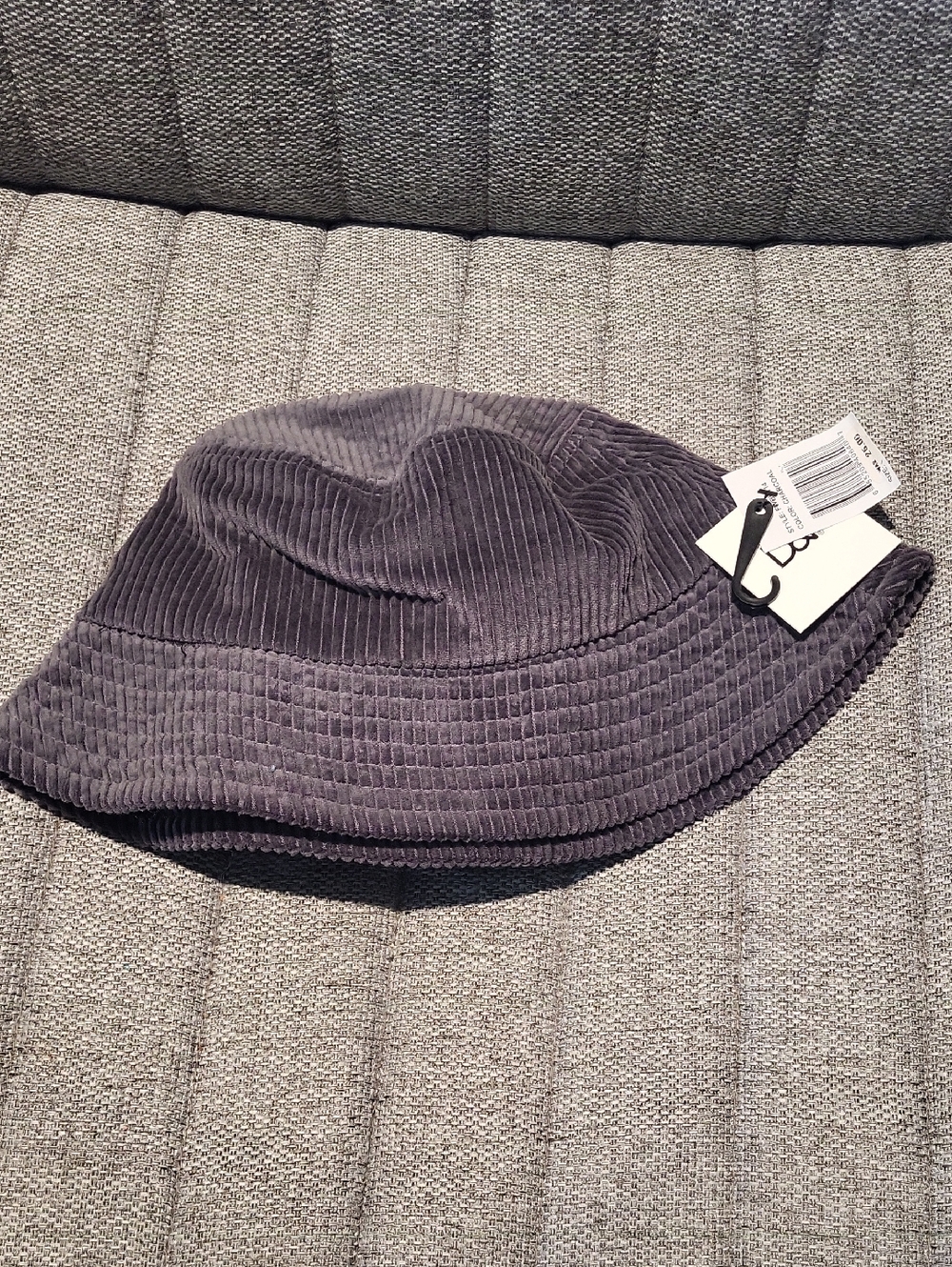 Corduroy Bucket Hat in Charcoal